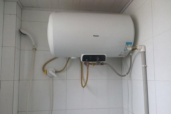 史密斯热水器清洗费用是多少(史密斯热水器除垢剂收费怎么样)
